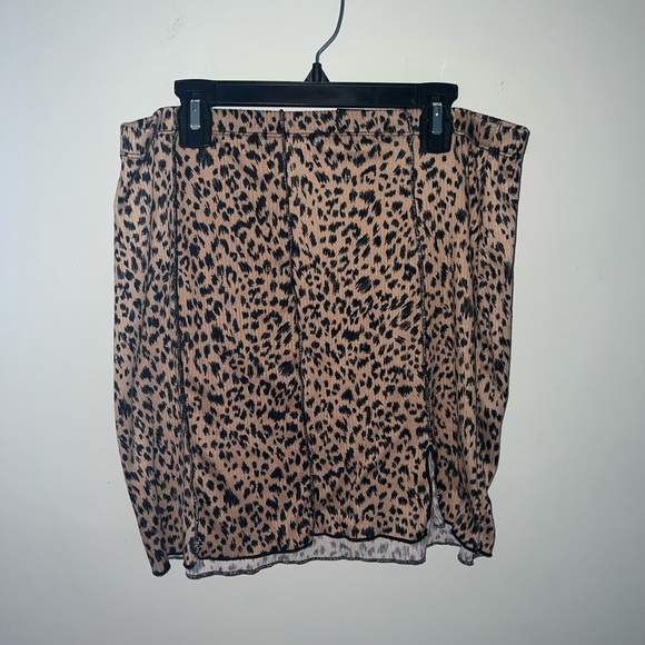 Leopard Two Piece Set - Picture 3 of 4